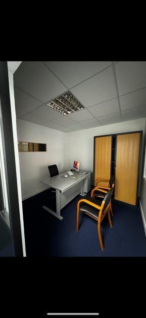 Location fonds et murs commerciaux Laon 02000 Aisne 120 m2  1100 euros