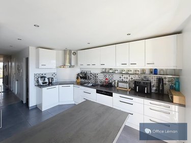 Appartement a vendre Divonne-les-Bains 01220 Ain 145 m2 5 pièces 930000 euros