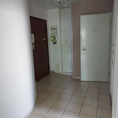 Location appartement Reims 51100 Marne 48 m2 2 pièces 685 euros