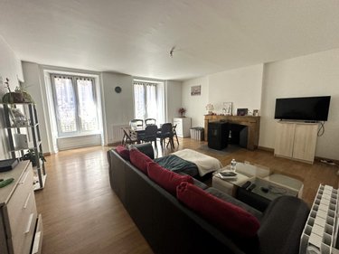Immeuble a vendre Saint-Flour 15100 Cantal 300 m2  189700 euros