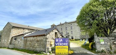 Fonds et murs commerciaux a vendre Lajo 48120 Lozère 342 m2  850000 euros