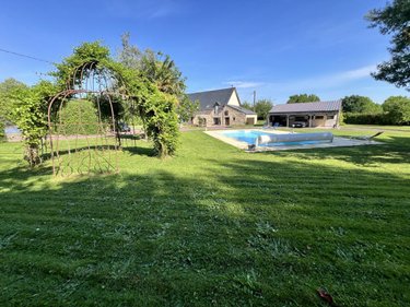 Maison a vendre Nuillé-sur-Vicoin 53970 Mayenne 281 m2 8 pièces 543400 euros