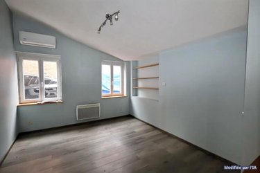 Location fonds et murs commerciaux Cambrai 59400 Nord 33 m2  448 euros