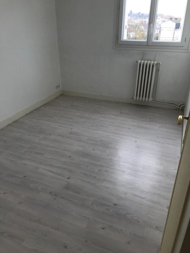 Location appartement Pont-de-l'Arche 27340 Eure 70 m2 3 pièces 800 euros