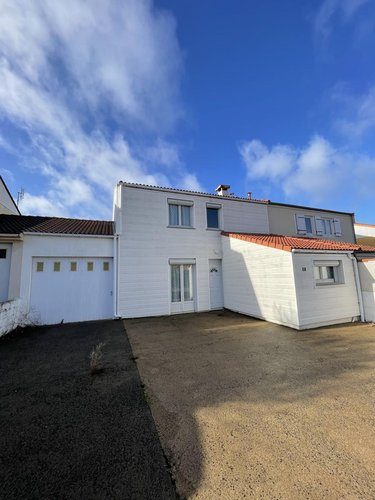 Maison a vendre Cholet 49300 Maine-et-Loire 100 m2 4 pièces 168000 euros