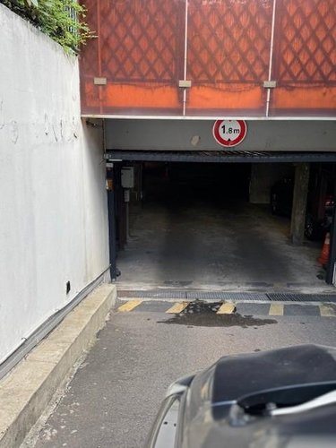 Garage et parking a vendre Neuilly-sur-Seine 92200 Hauts-de-Seine 11 m2  26500 euros