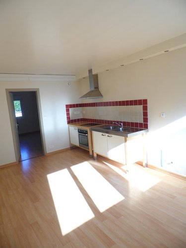 Immeuble a vendre Loudéac 22600 Côtes-d'Armor 170 m2  317200 euros