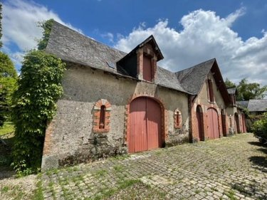 Maison a vendre Val d'Erdre-Auxence 49370 Maine-et-Loire 585 m2 14 pièces 859360 euros