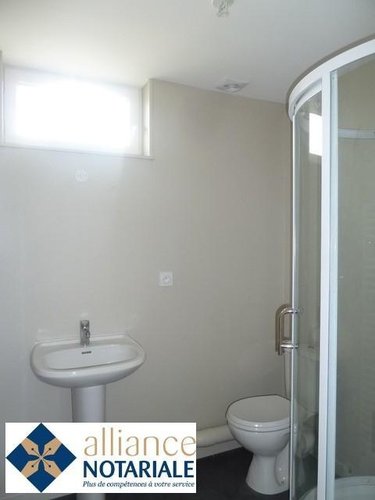 Location appartement Vire-Normandie 14500 Calvados 28 m2 1 pièce 365 euros