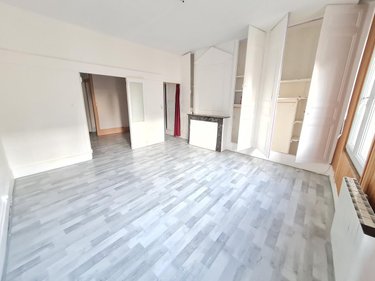 Immeuble a vendre Montoire-sur-le-Loir 41800 Loir-et-Cher 100 m2  99800 euros