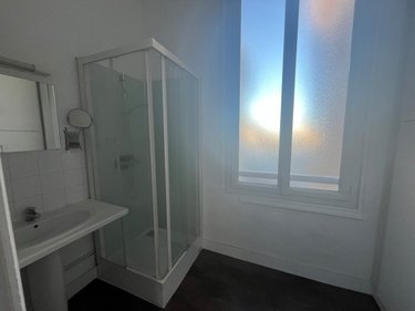 Location appartement Angers 49000 Maine-et-Loire 47 m2 2 pièces 670 euros