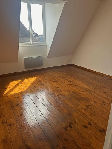 Location appartement Yvetot 76190 Seine-Maritime 49 m2 1 pièce 560 euros