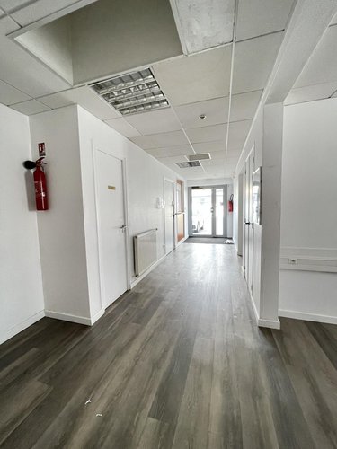 Fonds et murs commerciaux a vendre Locminé 56500 Morbihan 318 m2  411380 euros