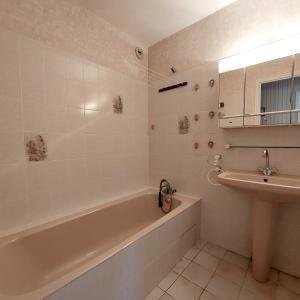 Appartement a vendre Dinard 35800 Ille-et-Vilaine 64 m2 3 pièces 334400 euros