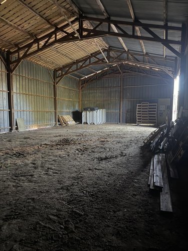 Garage et parking a vendre Nieul-le-Dolent 85430 Vendée 261 m2  72040 euros