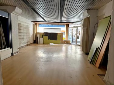 Immeuble a vendre Guingamp 22200 Côtes-d'Armor 700 m2  549920 euros