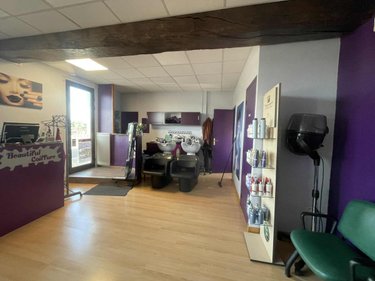 Immeuble a vendre Saint-Clément-des-Levées 49350 Maine-et-Loire 63 m2  82680 euros