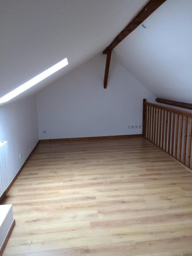 Location appartement Brionne 27800 Eure 33 m2  337 euros