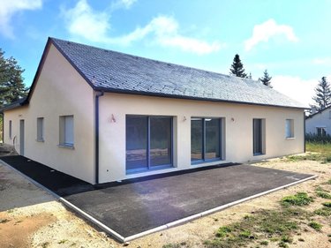 Location maison Peyre en Aubrac 48130 Lozère 110 m2  950 euros