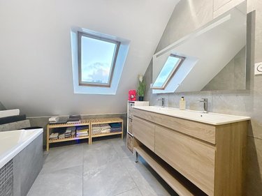 Maison a vendre Plouay 56240 Morbihan 203 m2 7 pièces 467640 euros