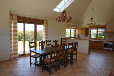Maison a vendre Plouzévédé 29440 Finistère 163 m2 8 pièces 244870 euros