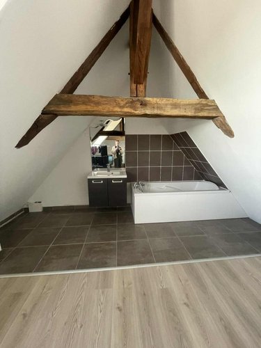 Immeuble a vendre Saint-Clément-des-Levées 49350 Maine-et-Loire 63 m2  82680 euros