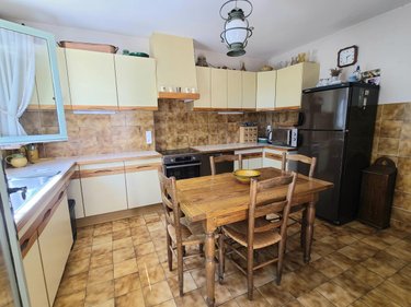 Maison a vendre La Garde-Adhémar 26700 Drôme 197 m2 7 pièces 439000 euros