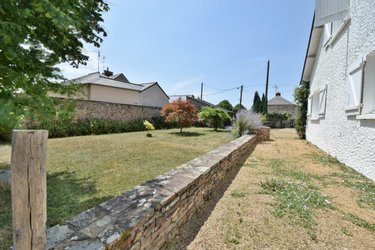 Maison a vendre Vallons de l'Erdre 44540 Loire-Atlantique 229 m2 8 pièces 249600 euros