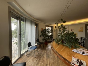 Fonds et murs commerciaux a vendre Besançon 25000 Doubs 437 m2  590000 euros