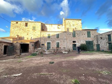 Maison a vendre Octon 34800 Hérault 293 m2 12 pièces 1566000 euros