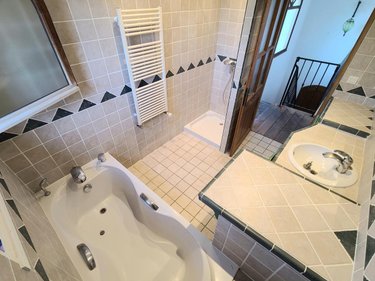 Maison a vendre Saint-Paul-Trois-Châteaux 26130 Drôme 220 m2 8 pièces 620000 euros