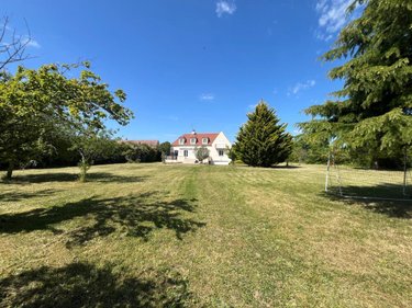 Maison a vendre Montcresson 45700 Loiret 241 m2 7 pièces 376400 euros