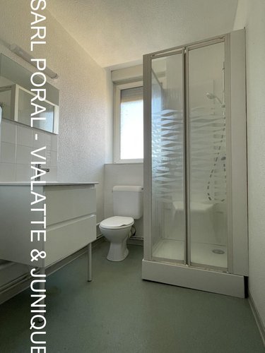 Location appartement Pont-d'Ain 01160 Ain 23 m2 1 pièce 440 euros