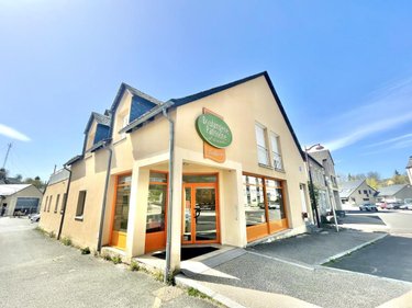 Fonds et murs commerciaux a vendre Fournels 48310 Lozère 327 m2  210000 euros