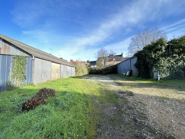 Immeuble a vendre Guer 56380 Morbihan 285 m2  332480 euros