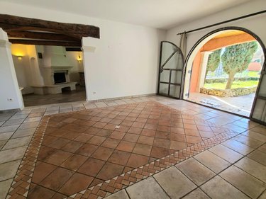 Maison a vendre Saint-Paul-Trois-Châteaux 26130 Drôme 220 m2 8 pièces 620000 euros