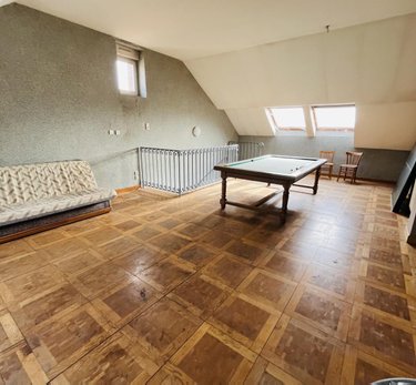 Immeuble a vendre Champvans 39100 Jura 452 m2  280000 euros