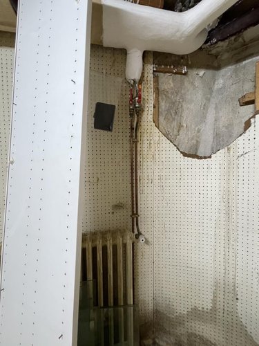 Fonds et murs commerciaux a vendre Locminé 56500 Morbihan 290 m2  230080 euros