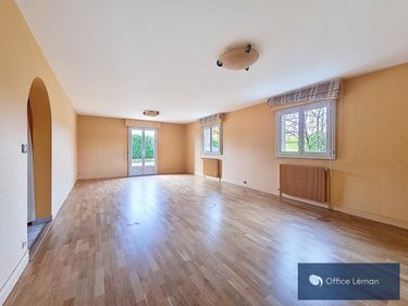 Maison a vendre Prévessin-Moëns 01280 Ain 193 m2  895000 euros