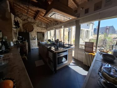 Maison a vendre Saintes 17100 Charente-Maritime 350 m2 13 pièces 1040000 euros