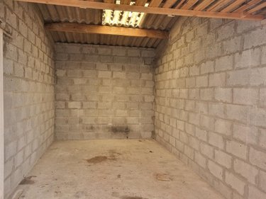 Garage et parking a vendre Quimper 29000 Finistère 12 m2  17820 euros
