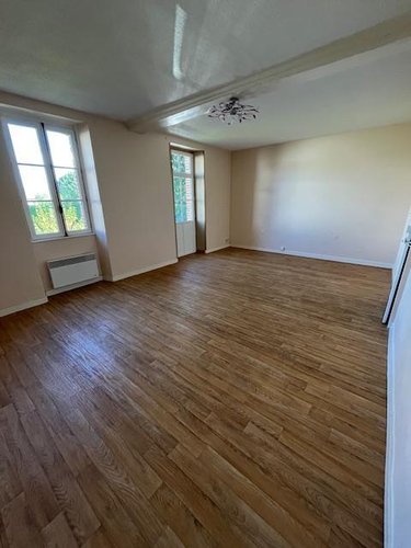 Location maison Saint-Germain-le-Guillaume 53240 Mayenne 148 m2 6 pièces 540 euros