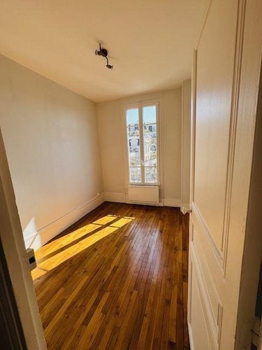 Appartement a vendre Puteaux 92800 Hauts-de-Seine 47 m2 3 pièces 376000 euros