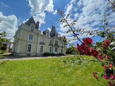 Maison a vendre Angers 49000 Maine-et-Loire 585 m2 14 pièces 859360 euros