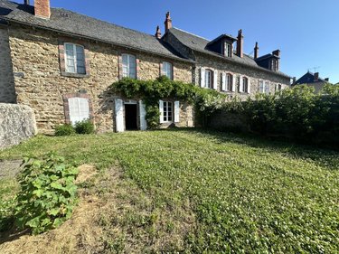 Maison a vendre Ruynes-en-Margeride 15320 Cantal 229 m2  365000 euros