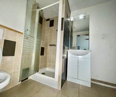 Location appartement Saint-Chély-d'Apcher 48200 Lozère 42 m2  440 euros