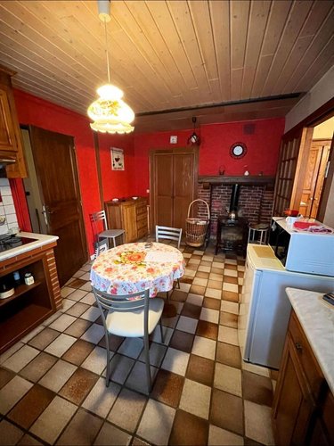 Maison a vendre Saint-Aubin 39410 Jura 194 m2 6 pièces 200000 euros