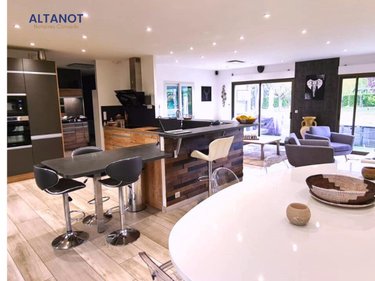 Maison a vendre Saint-Cyr-sur-Loire 37540 Indre-et-Loire 317 m2 8 pièces 995000 euros