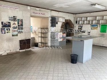 Fonds et murs commerciaux a vendre Lannion 22300 Côtes-d'Armor 146 m2  117500 euros