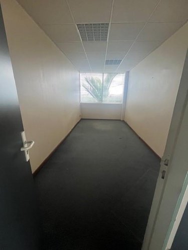 Fonds et murs commerciaux a vendre Fort-de-France 97200 Martinique 76 m2  150000 euros